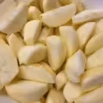 La meilleure compote de pommes avec juste 3 ingrédients : La photo est une représentation de l'étape 2