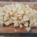 Apple Honey Cake : La photo est une représentation de l'étape 2