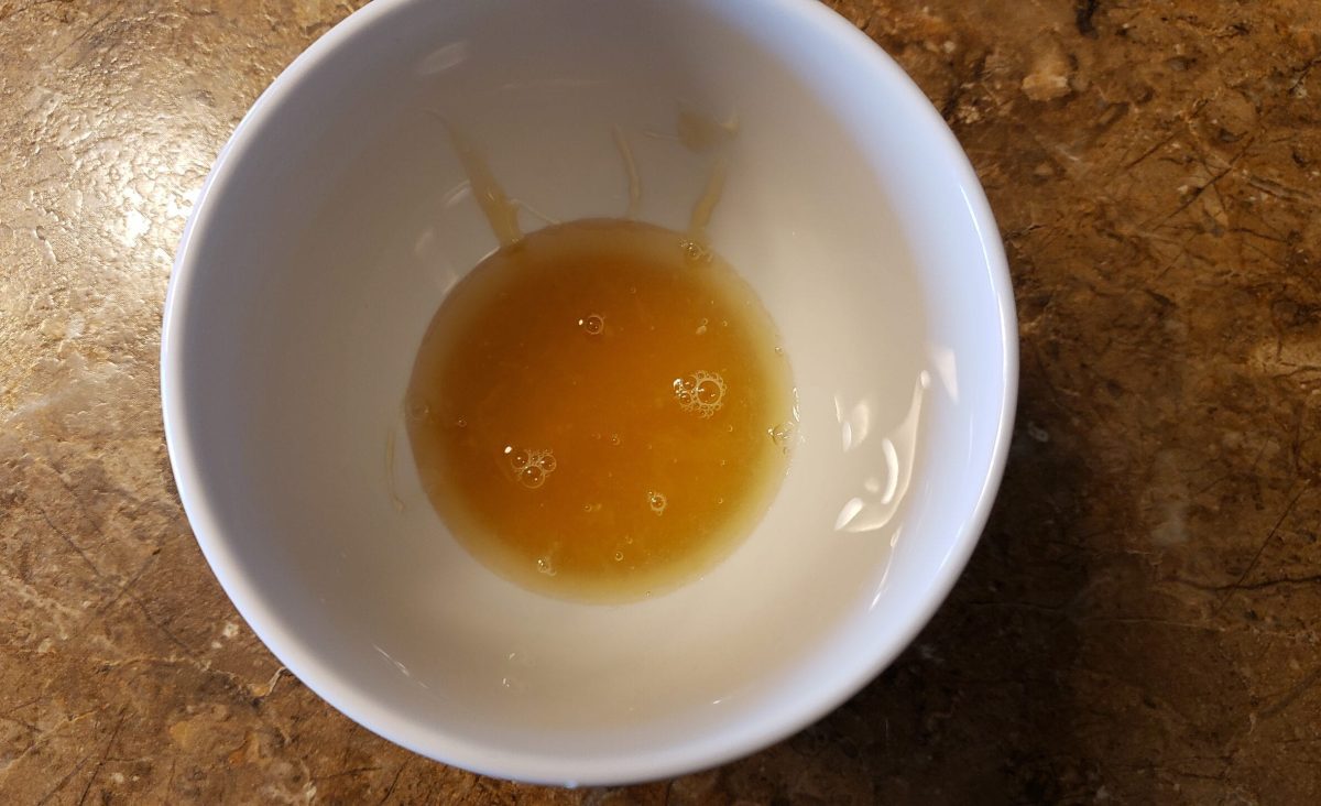 Tisane au thym, miel, citron et gingembre : La photo est une représentation de l'étape 3