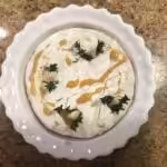 Camembert rôti piqué à l'ail et au thym : La photo est une représentation de l'étape 4