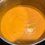 Velouté de potimarron et  châtaignes : La photo est une représentation de l'étape 4