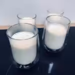 Panna cotta aux fruits exotiques : La photo est une représentation de l'étape 3