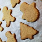 Cinnamon Christmas cookies with vanilla icing: The image is a representative of the step 4