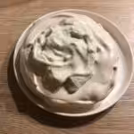 Pavlova aux agrumes et fruits exotiques : La photo est une représentation de l'étape 12