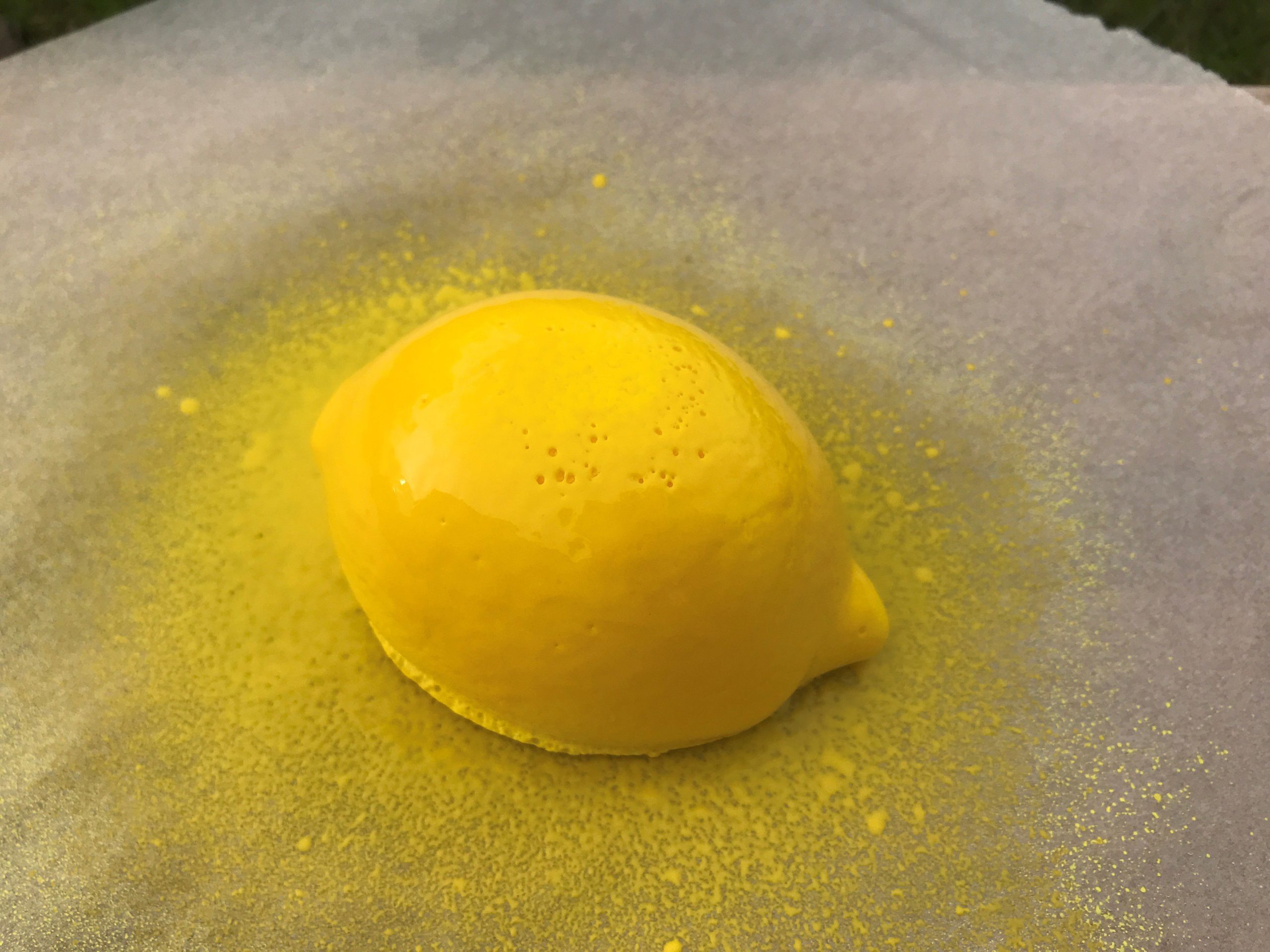 Trompe l'oeil Lemon Mousse : La photo est une représentation de l'étape 19