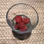 Mojito framboise : La photo est une représentation de l'étape 4
