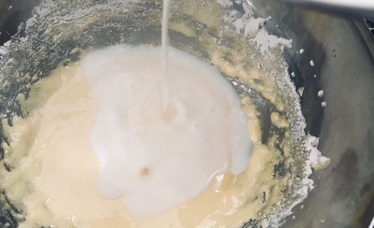 Crème pâtissière : La photo est une représentation de l'étape 4