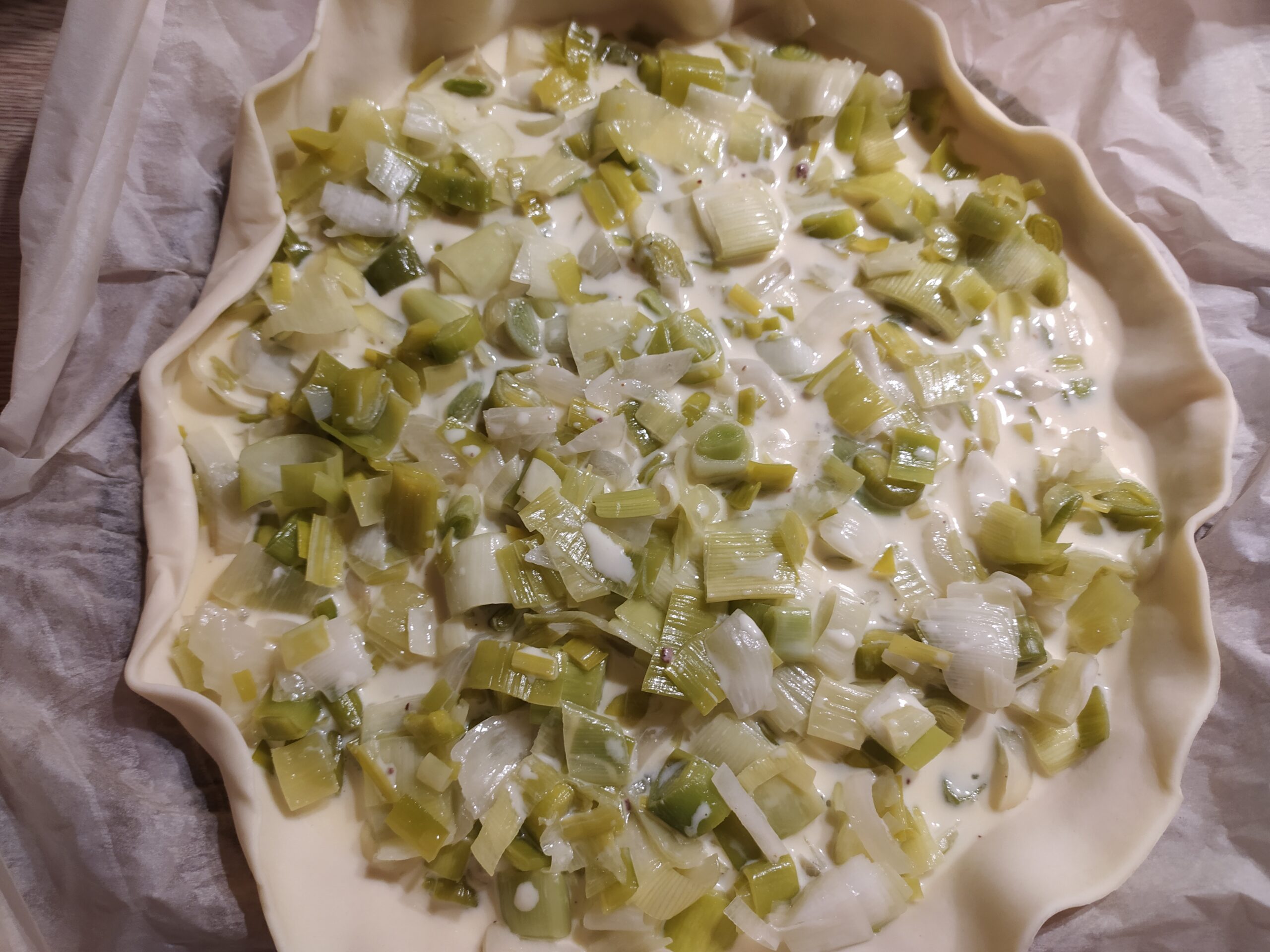 Leek and Bacon Tart : La photo est une représentation de l'étape 5