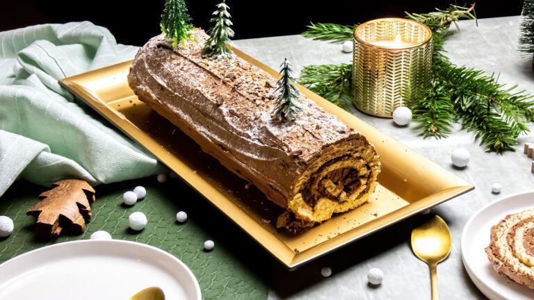 La photo représente la recette : Bûche de noël au chocolat
