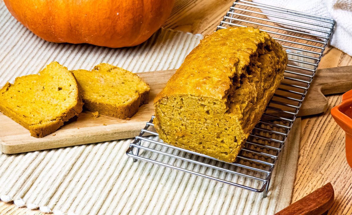The photo represents the recipe: Pumpkin cake with chestnut flour