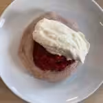 Pavlova chocolat et framboise : La photo est une représentation de l'étape 10