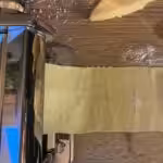 Ravioli with mushrooms, cream, and truffle oil : La photo est une représentation de l'étape 8