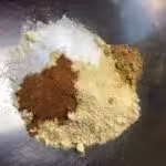Biscuits sablés au gingembre confit : La photo est une représentation de l'étape 1