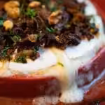Brie double crème rôti aux chanterelles et sirop d'érable : La photo est une représentation de l'étape 9