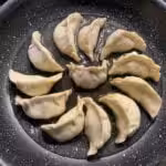 Dumplings au porc maison : La photo est une représentation de l'étape 14