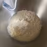 Dumplings au porc maison : La photo est une représentation de l'étape 2