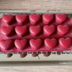 Bonbons au chocolat et guimauve en forme de cœur : La photo est une représentation de l'étape 2