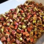 Apple Rhubarb Crumble : La photo est une représentation de l'étape 3