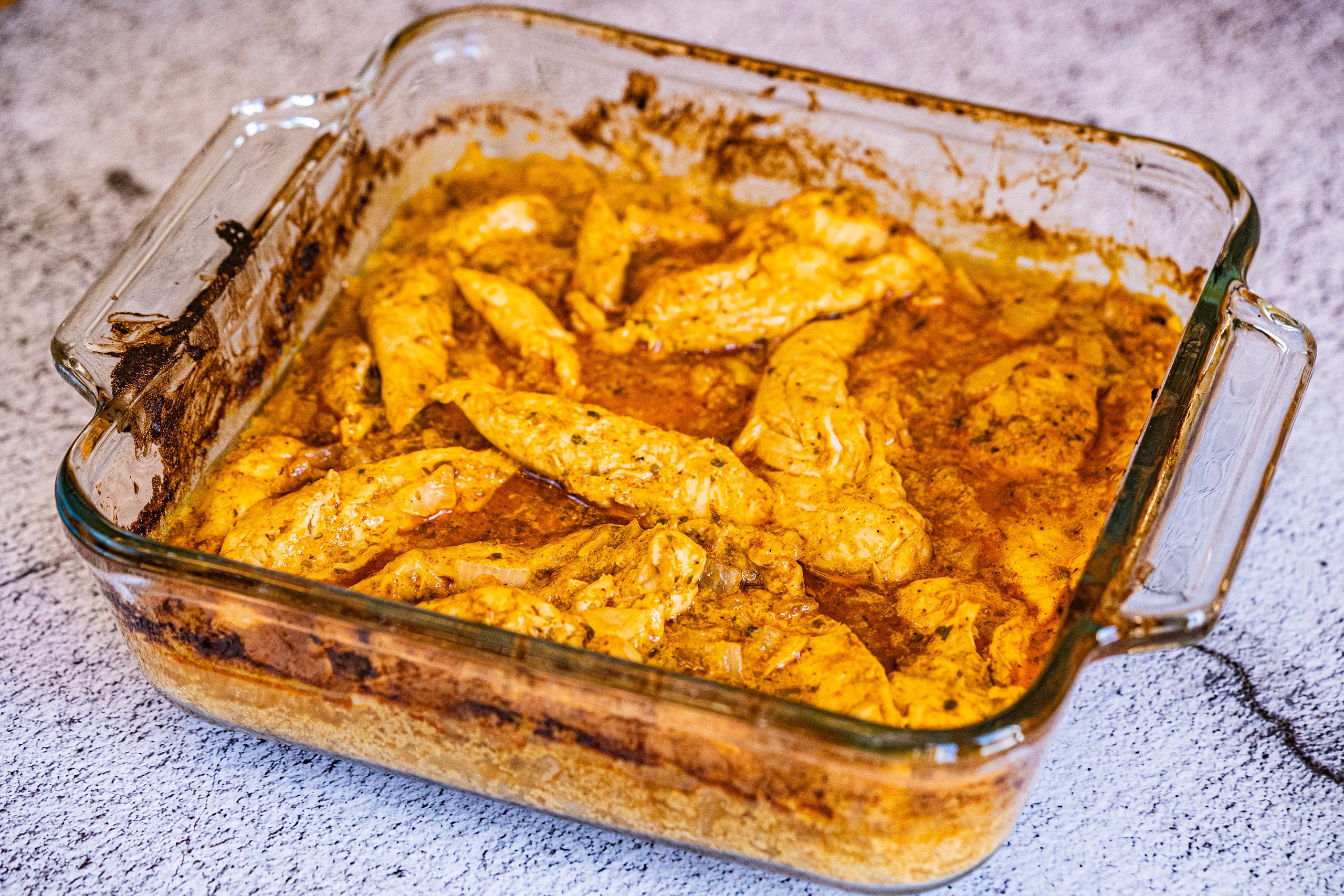 Oven-Baked spiced yogurt marinated chicken tenders : La photo est une représentation de l'étape 3