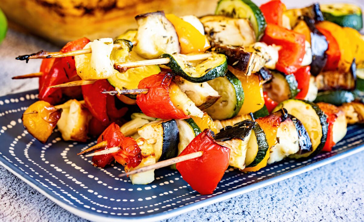 Thyme and maple syrup marinated vegetables and Halloumi skewers: Oven recipe