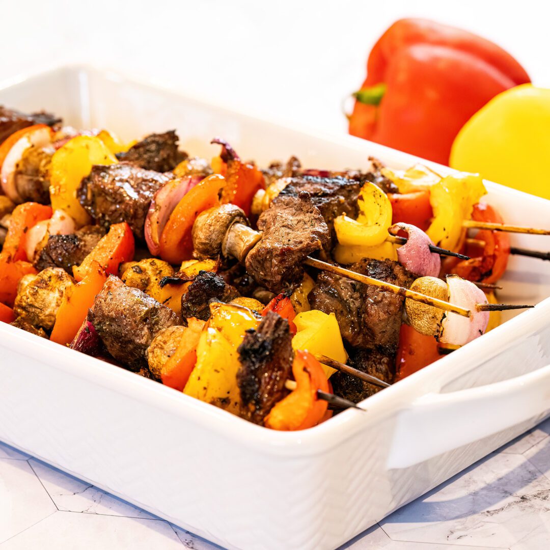 La photo représente la recette : BBQ Marinated Beef Skewers