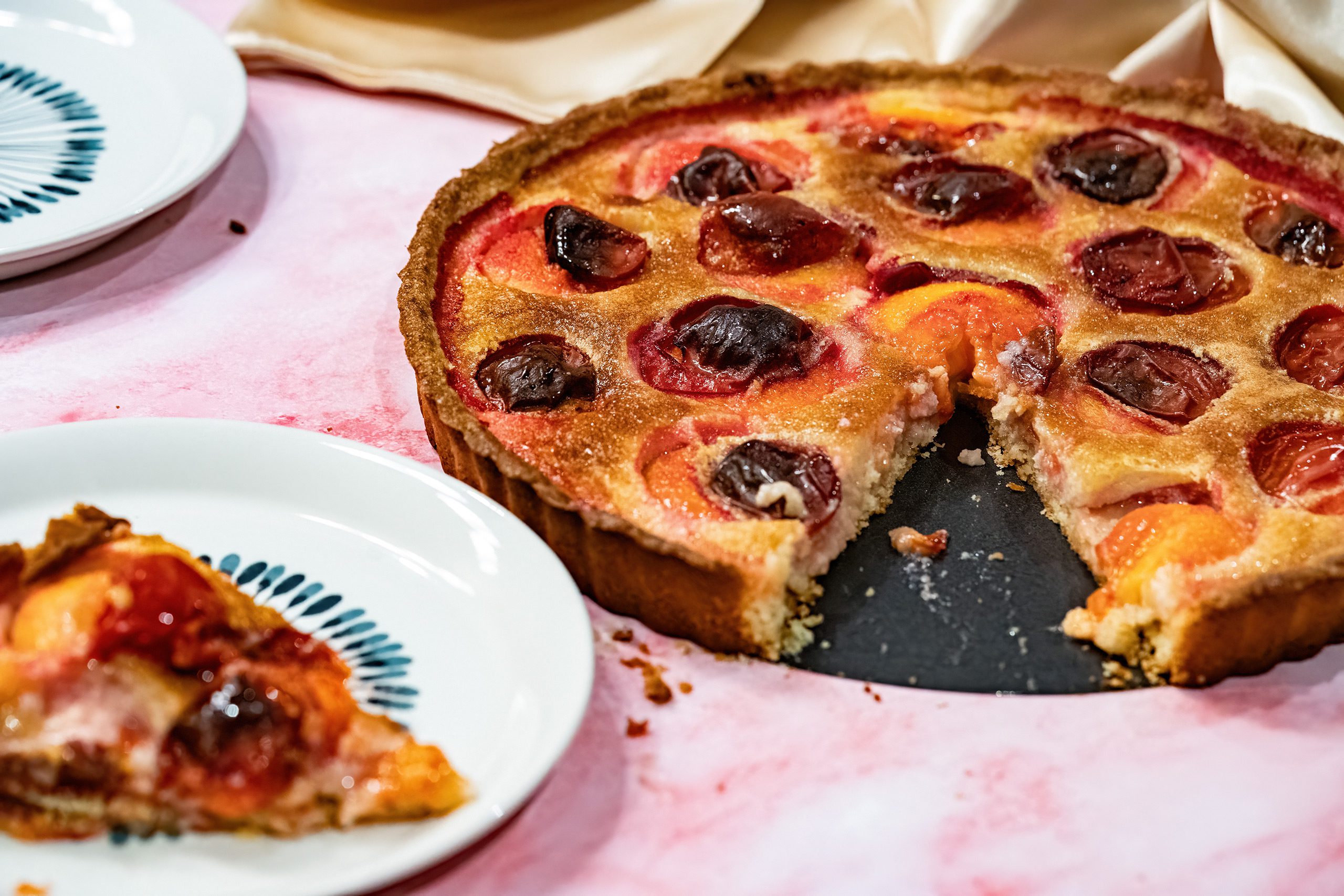 Plum tart with almond shortcrust pastry : La photo est une représentation de l'étape 5