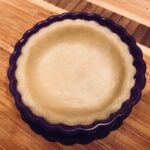 Tarte rustique à la courge butternut, chèvre et lardons fumés : La photo est une représentation de l'étape 1