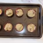 Yogurt, Raspberry and Sumac Muffins – Moist and Tangy : La photo est une représentation de l'étape 4