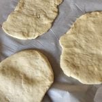 Homemade Skillet Naan Bread: Quick & Fluffy : La photo est une représentation de l'étape 3