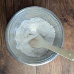 Financiers à la banane, amande et pointe de chocolat : La photo est une représentation de l'étape 2