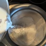 Homemade Sumac, Vanilla, Honey and Pistachio Ice Cream – Churned to Perfection : La photo est une représentation de l'étape 2