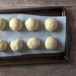 Soft Gouda-Stuffed Buns (Cheesy Bread Rolls) : La photo est une représentation de l'étape 3