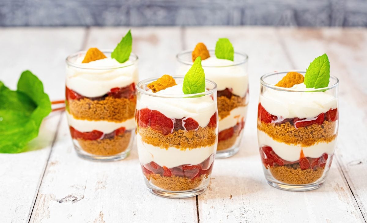 Rhubarb Compote, Mascarpone Cream and Speculoos Verrines