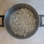 Chicken Mafé (Peanut Sauce): Easy and Flavorful Senegalese Recipe : La photo est une représentation de l'étape 1