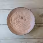 Gâteau moelleux au chocolat avec double crème à la framboise (Style Naked Cake) : La photo est une représentation de l'étape 7