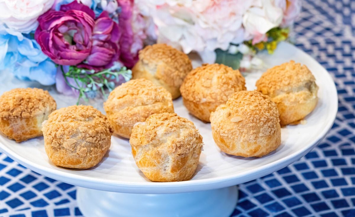 Choux à la crème au thé jasmin et sirop d’érable