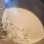 Choux à la crème au thé jasmin et sirop d’érable : La photo est une représentation de l'étape 2