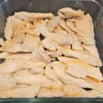 Aiguillettes de poulet à la crème, moutarde, miel et estragon, fondantes au four : La photo est une représentation de l'étape 3